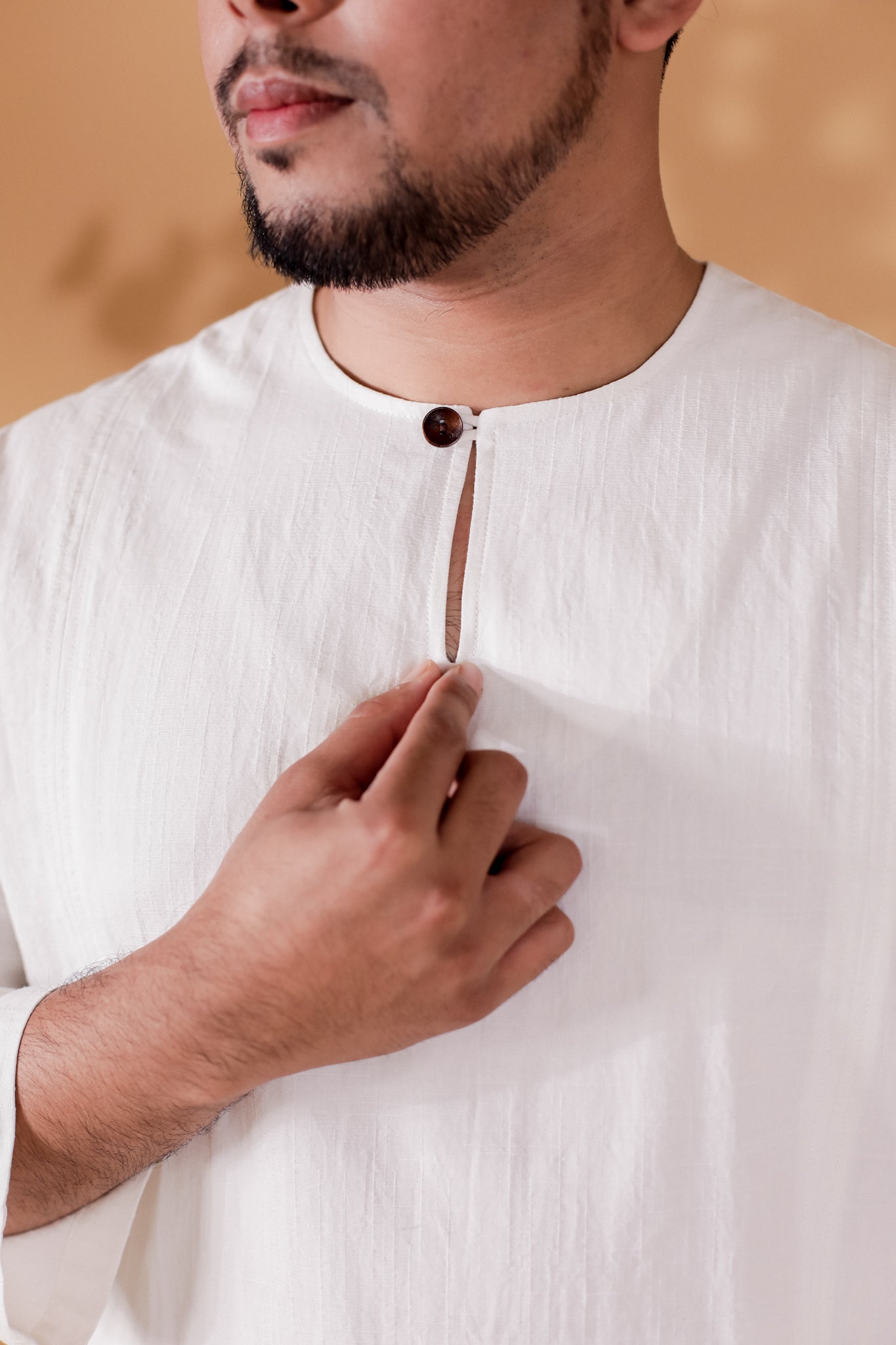 Bayu Kurta in Purnama (White)