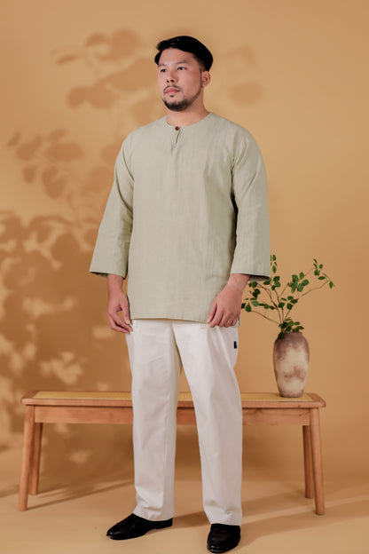 Bayu Kurta in Embun (Sage Green)