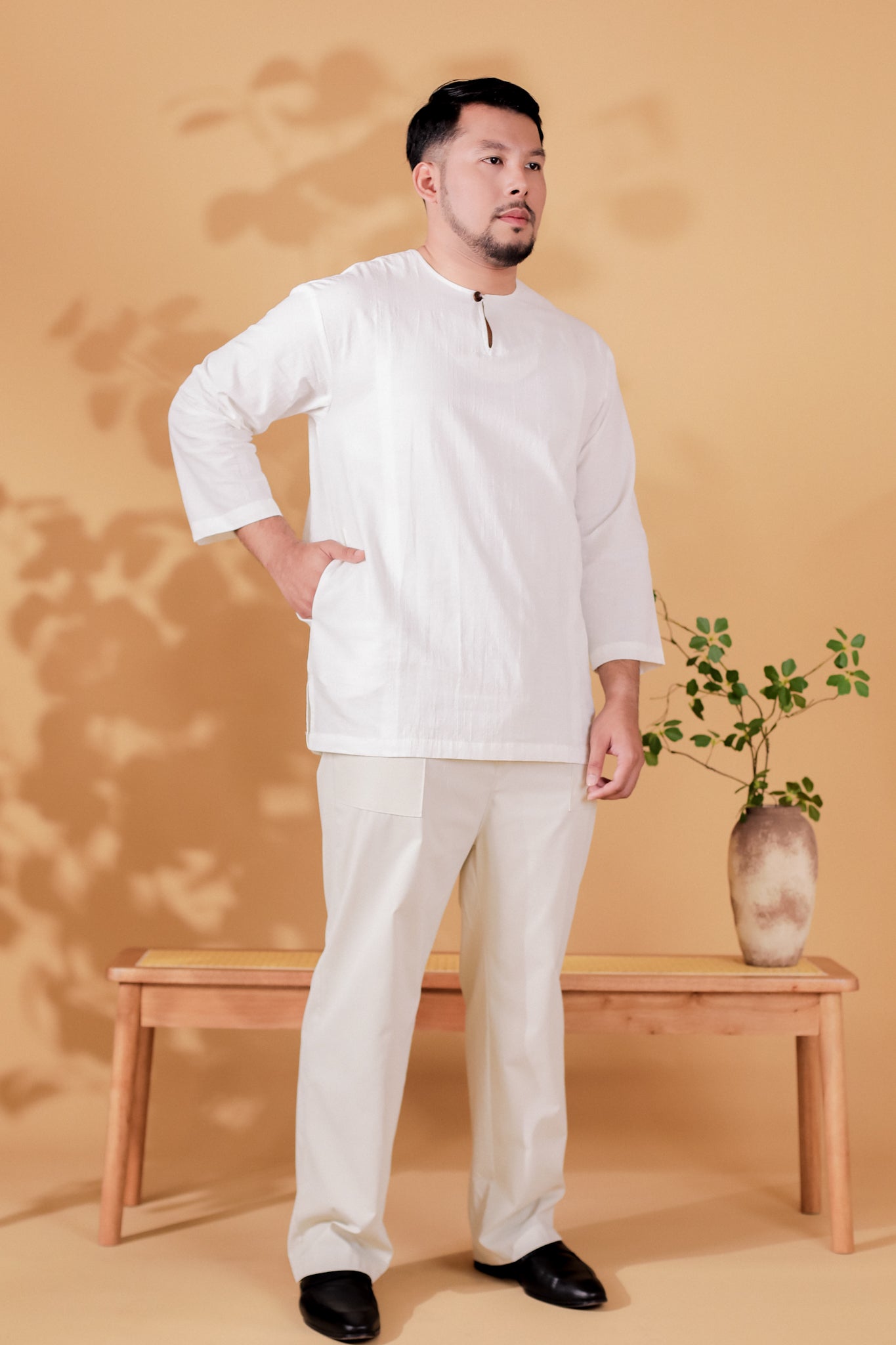 Bayu Kurta in Purnama (White)